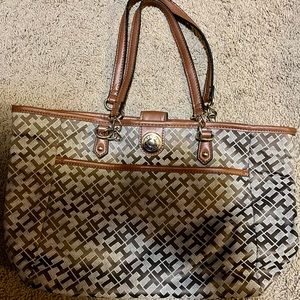 Tommy Purse, never been used!